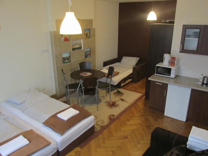 Euro-Room  15